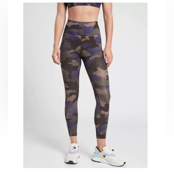 Athleta Pants - Athleta Ultimate Stash Pocket Printed 7/8 Tight - Mantra Print Blue
